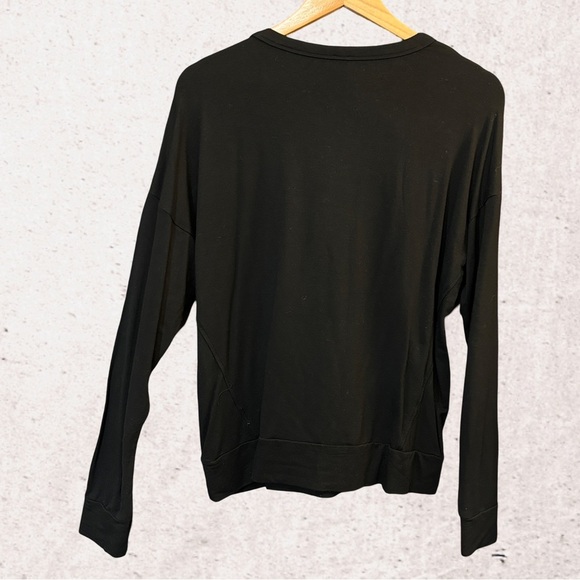 Bobi Black Fine-Knit Crew Neck Sweater - Picture 2 of 4